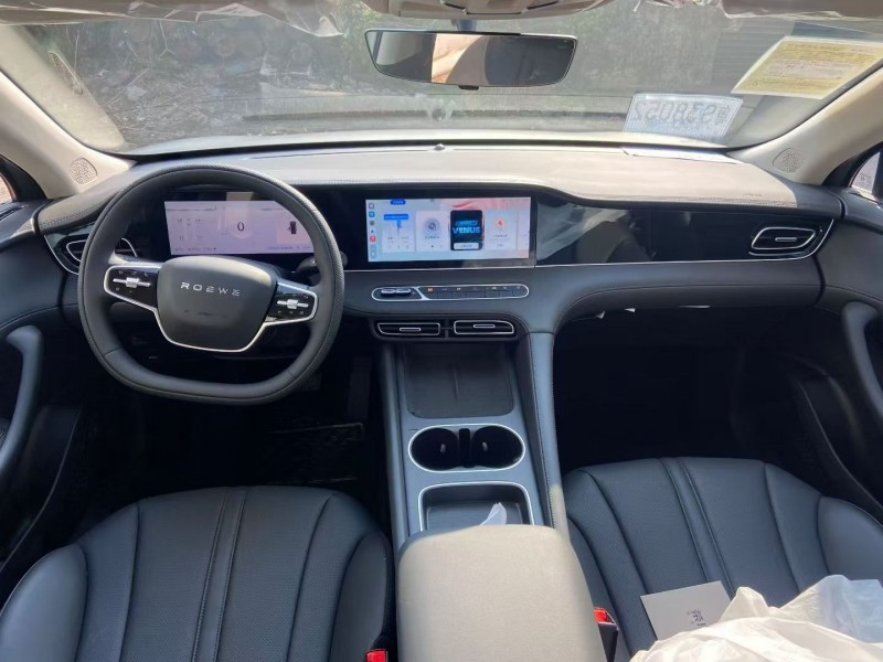 广州25年荣威D75