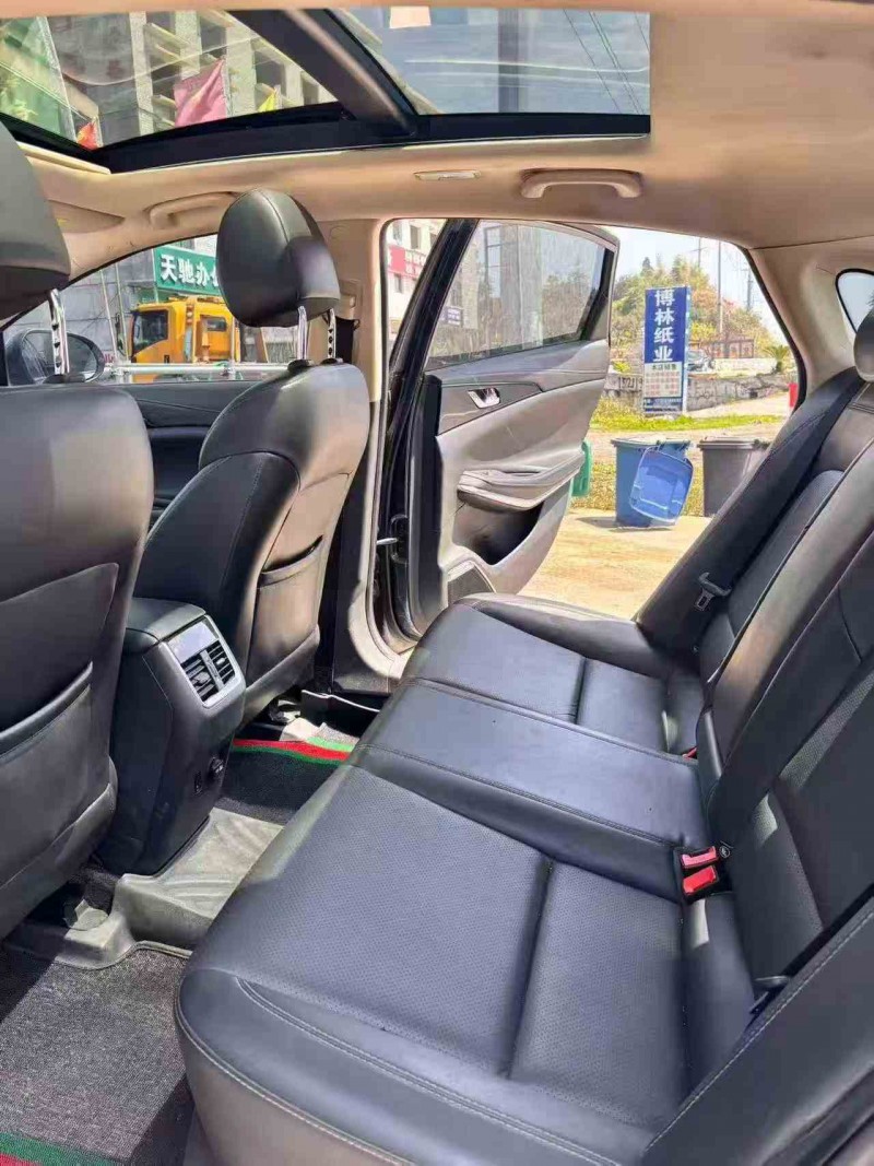 岳阳21年长安汽车锐程6