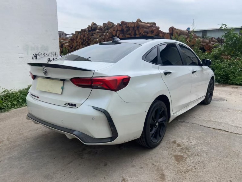 佛山23年别克威朗7