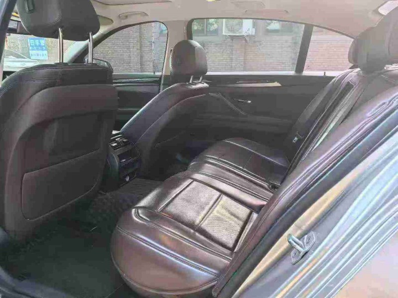 保定16年宝马5系5