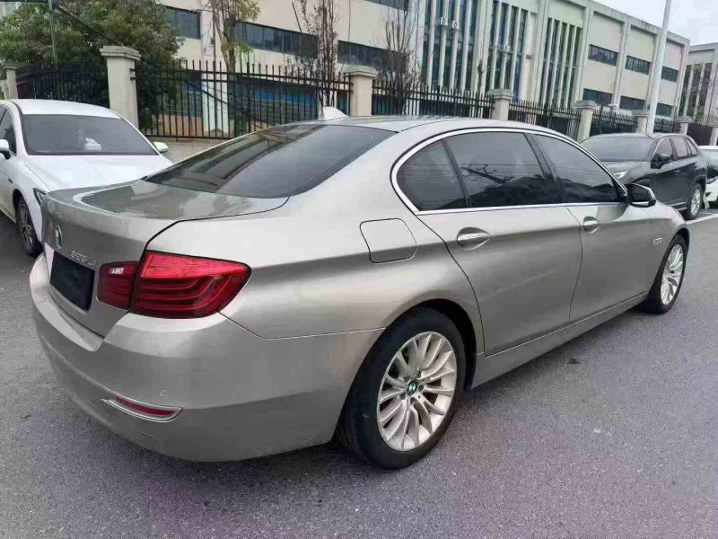 常德16年宝马5系7