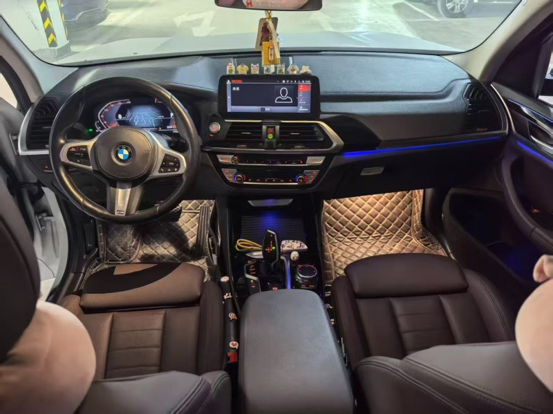 青岛21年宝马X36