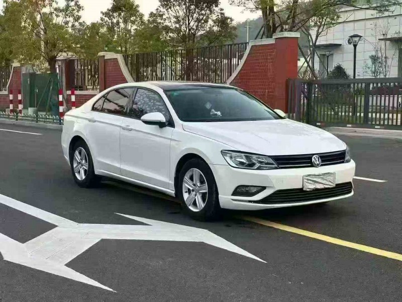 泉州18年大众凌渡2