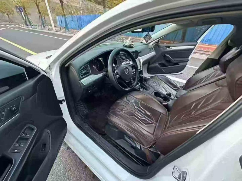 泉州18年大众凌渡4