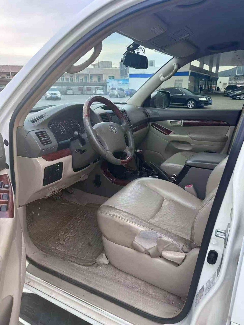 江門10年豐田普拉多6