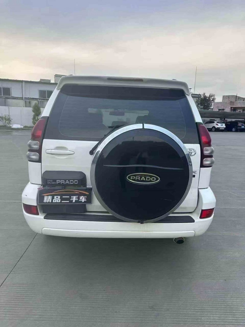 江門10年豐田普拉多8