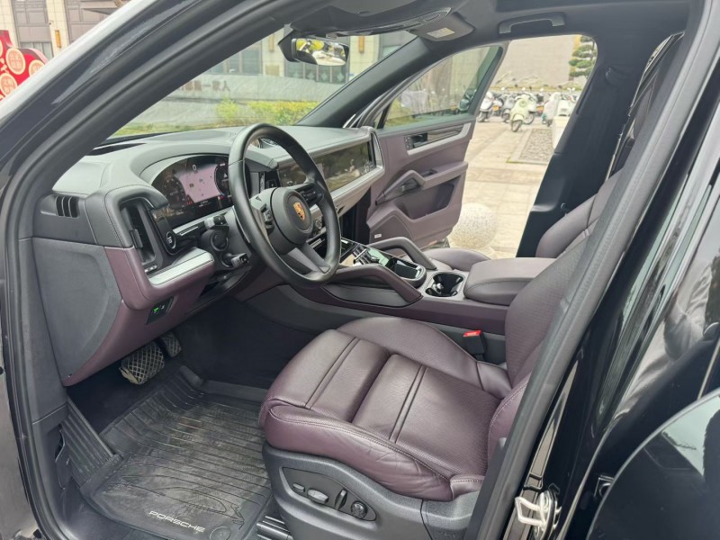 廣州24年保時捷卡宴5