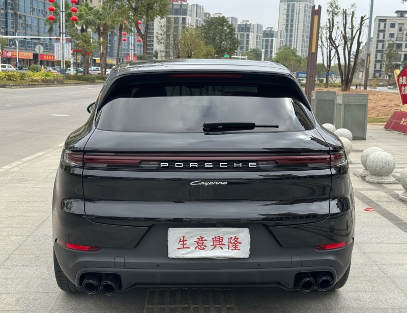 廣州24年保時捷卡宴9