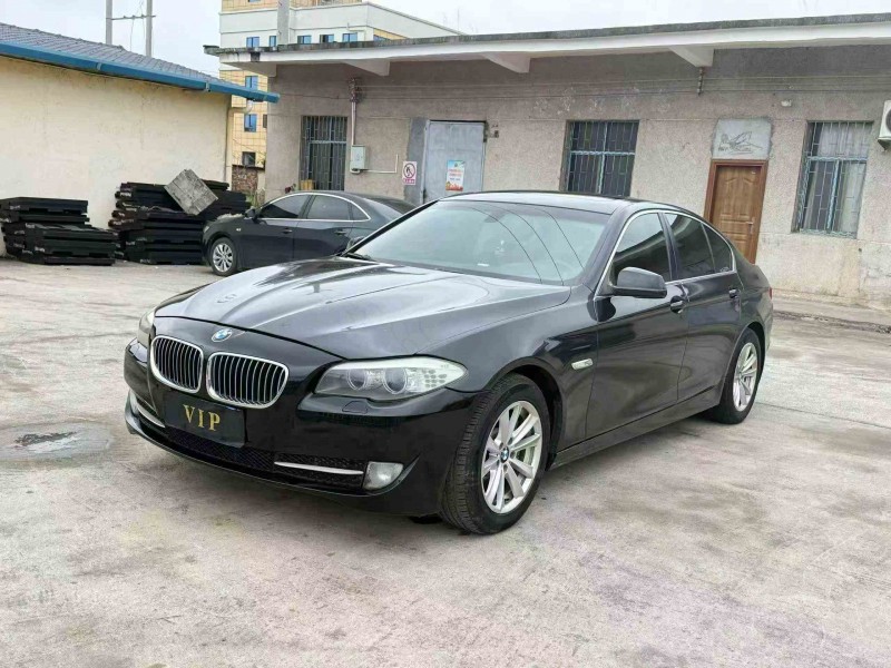 張家界11年寶馬5系3