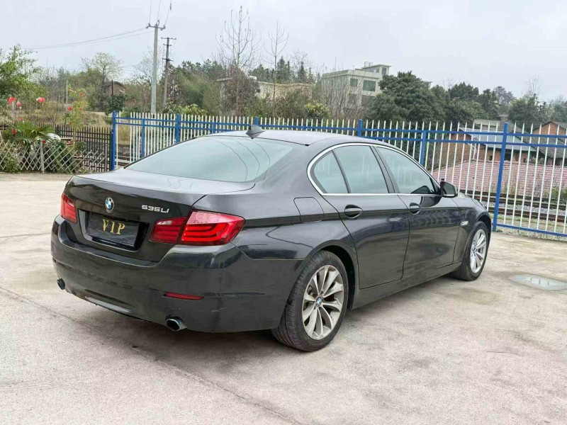 張家界11年寶馬5系7