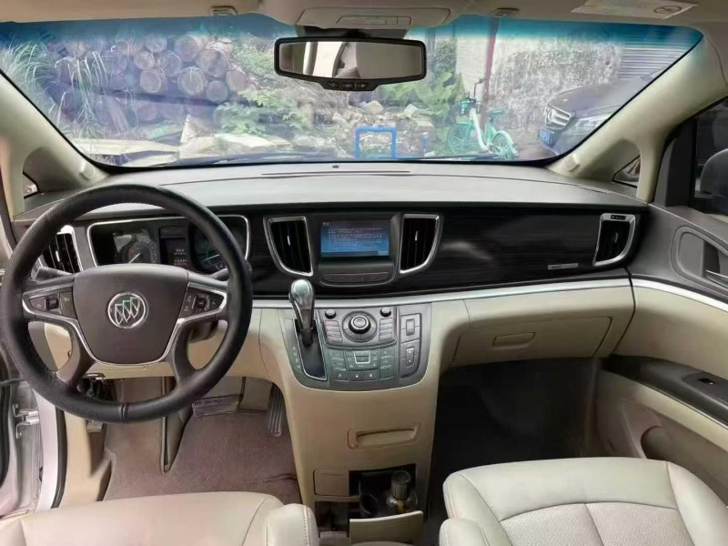 廣州12年別克GL85