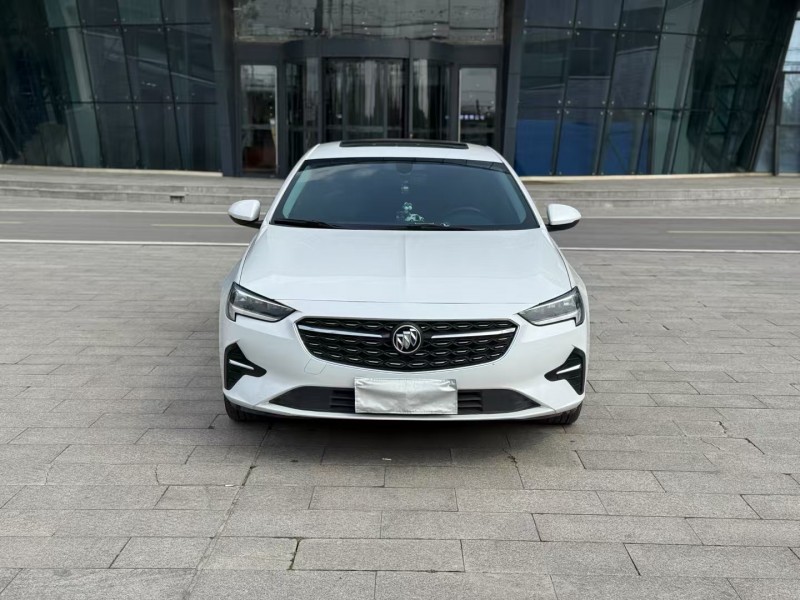 徐州23年別克君威1