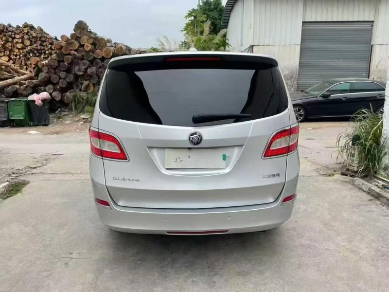 廣州12年別克GL88