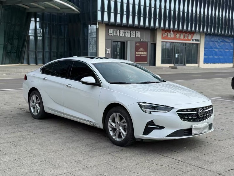 徐州23年別克君威3