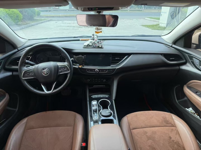 徐州23年別克君威8