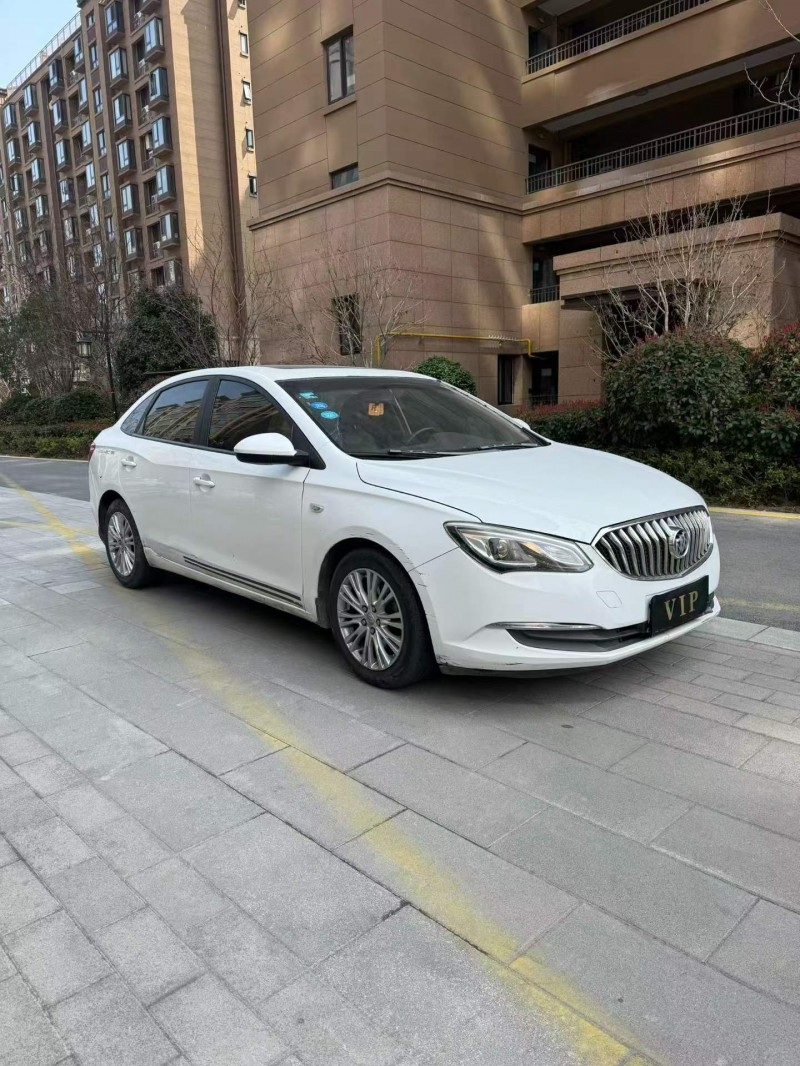 宿迁17年别克英朗3