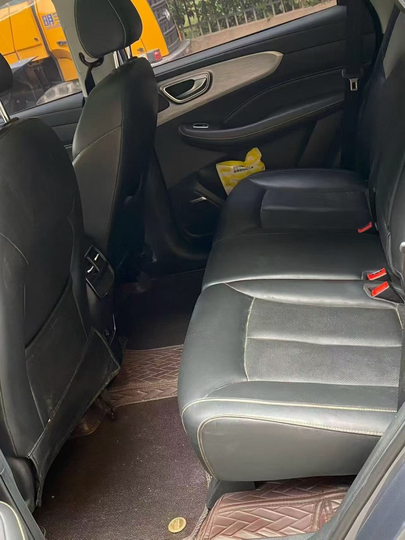 宿迁21年荣威RX57