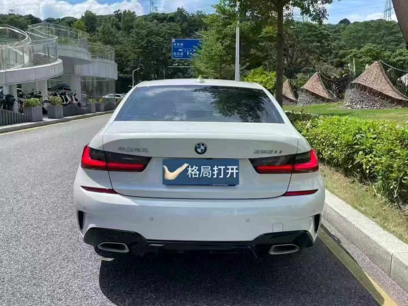 深圳21年宝马3系9