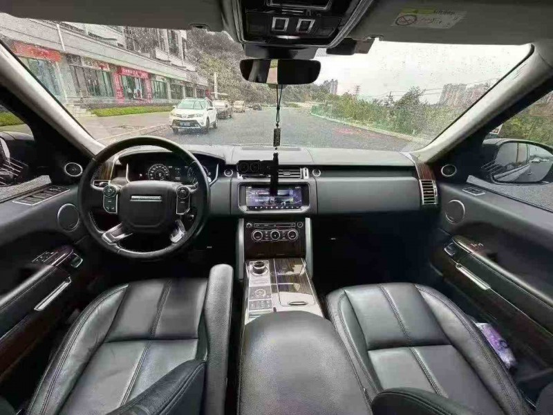 三明17年路虎揽胜行政6