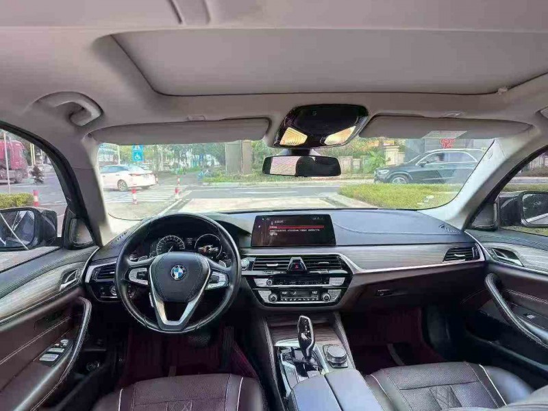 湛江18年宝马5系4