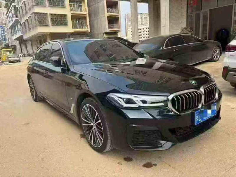 北海23年宝马5系2