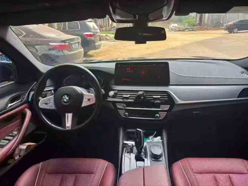 北海23年宝马5系6