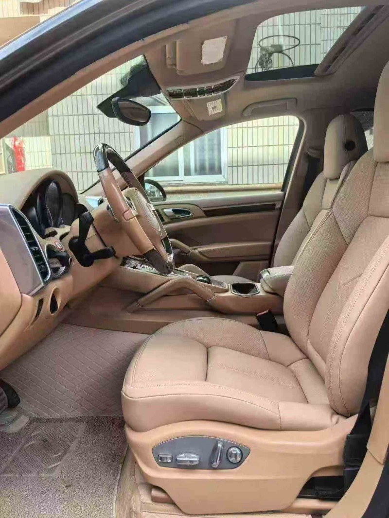 南平15年保时捷卡宴3