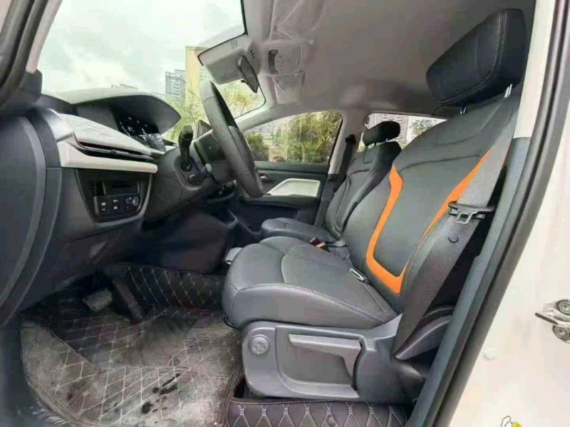 珠海25年奔腾悦意4