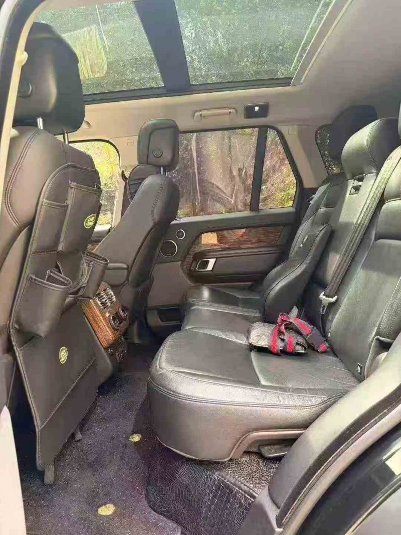 重庆19年路虎揽胜行政5