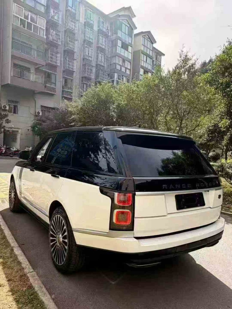 重庆19年路虎揽胜行政7