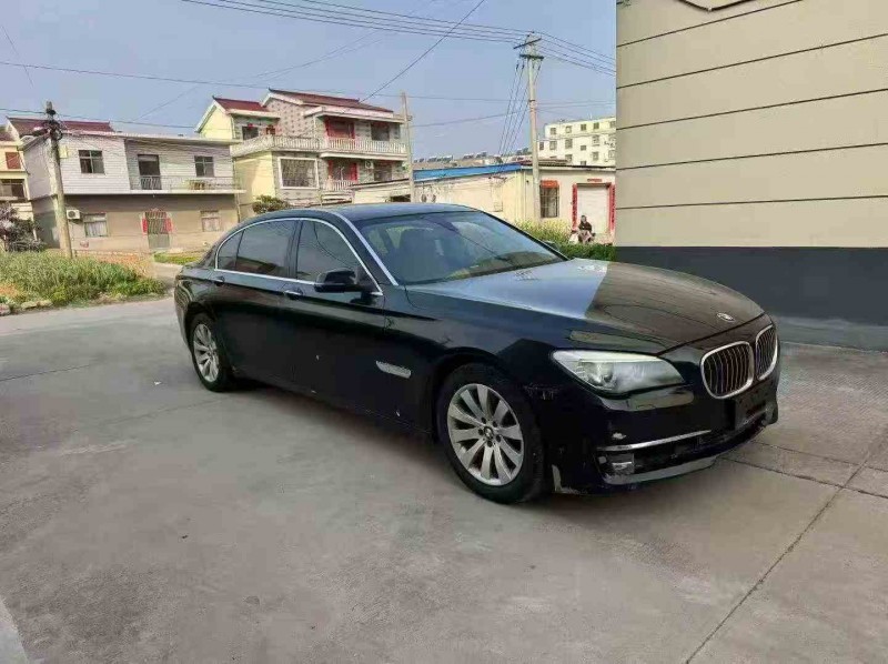 徐州13年宝马7系2