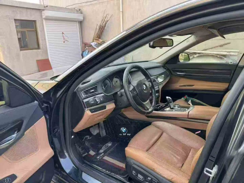 徐州13年宝马7系4