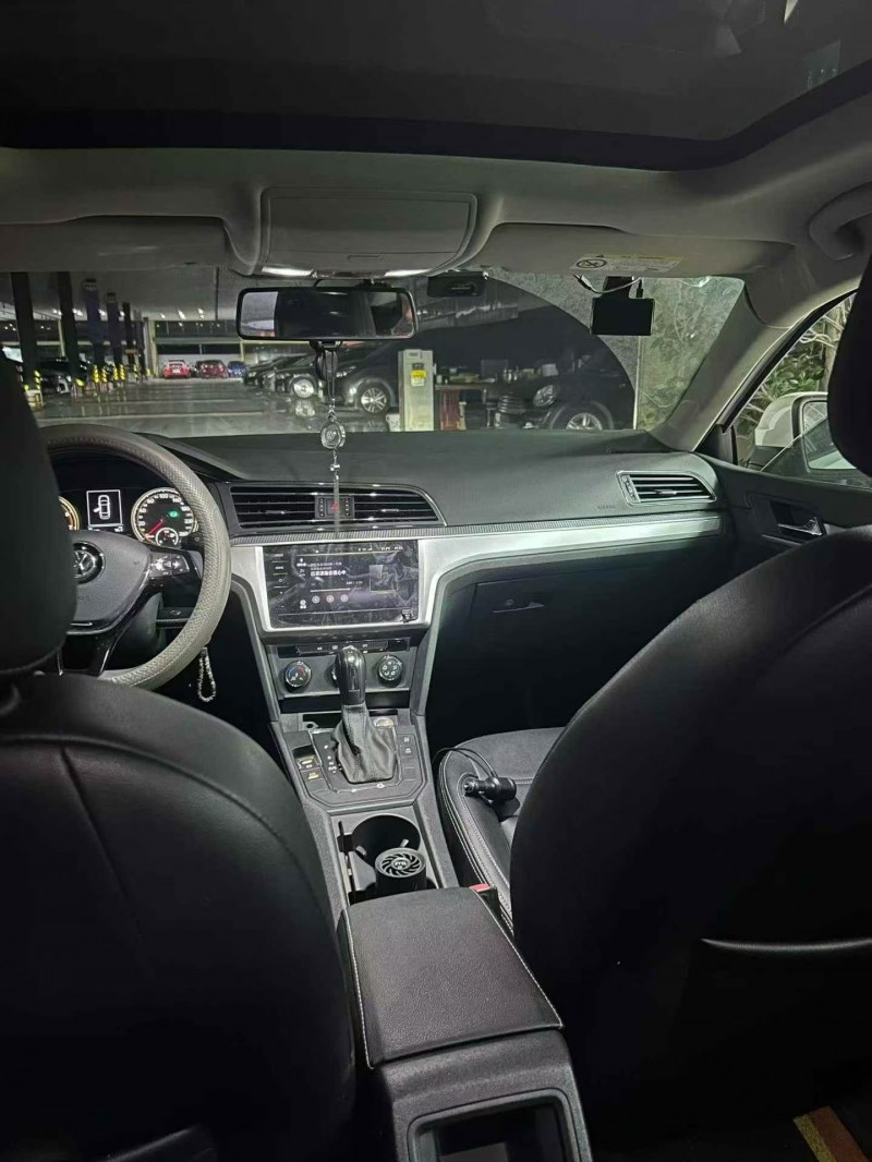 萍乡20年大众凌渡5