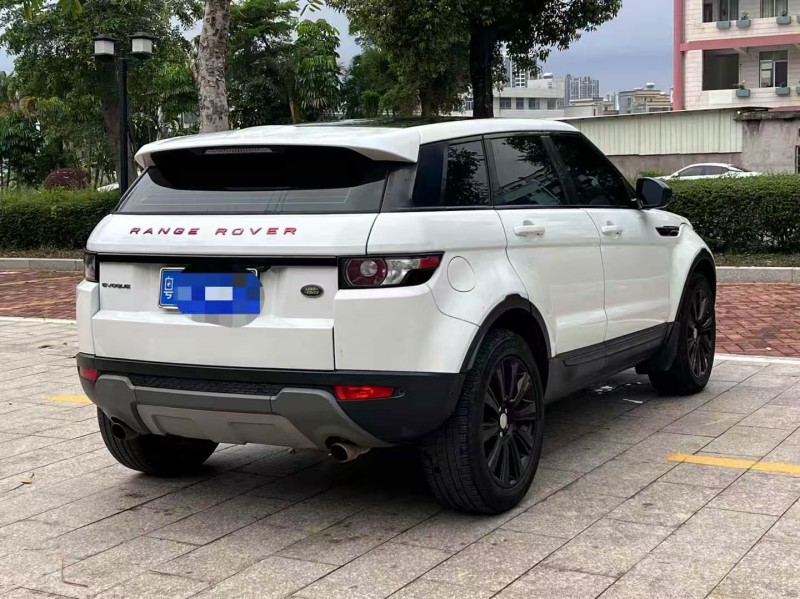 茂名15年路虎极光7