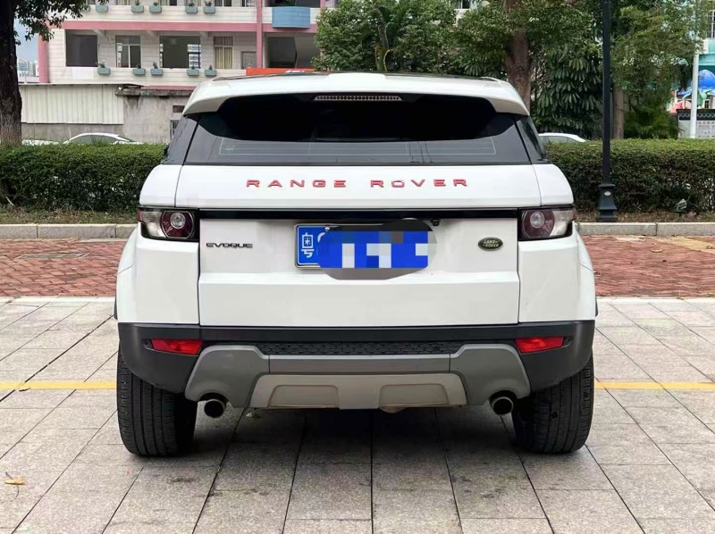 茂名15年路虎极光9