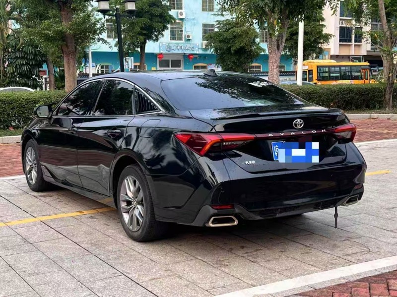 茂名20年丰田亚洲龙8