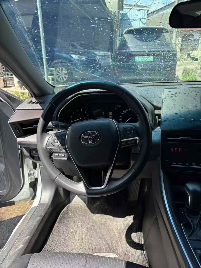 衢州24年丰田亚洲龙5