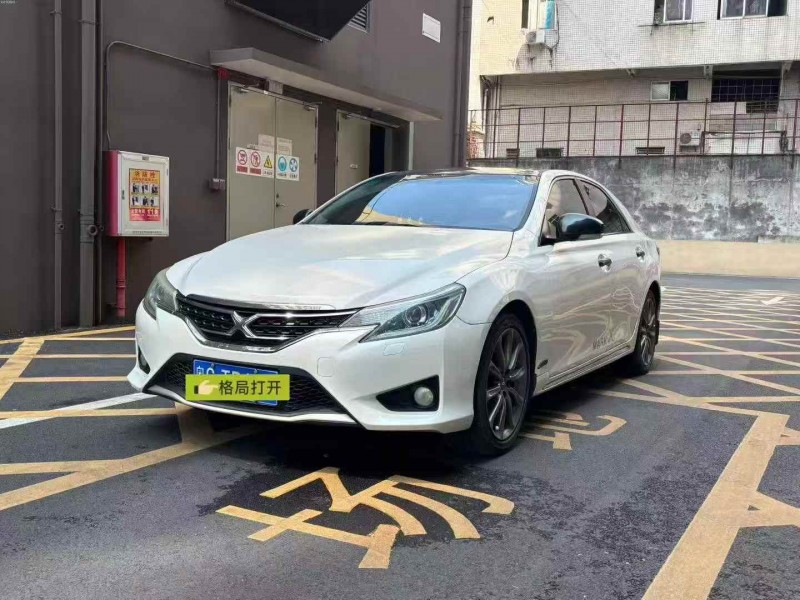 广州15年丰田锐志2