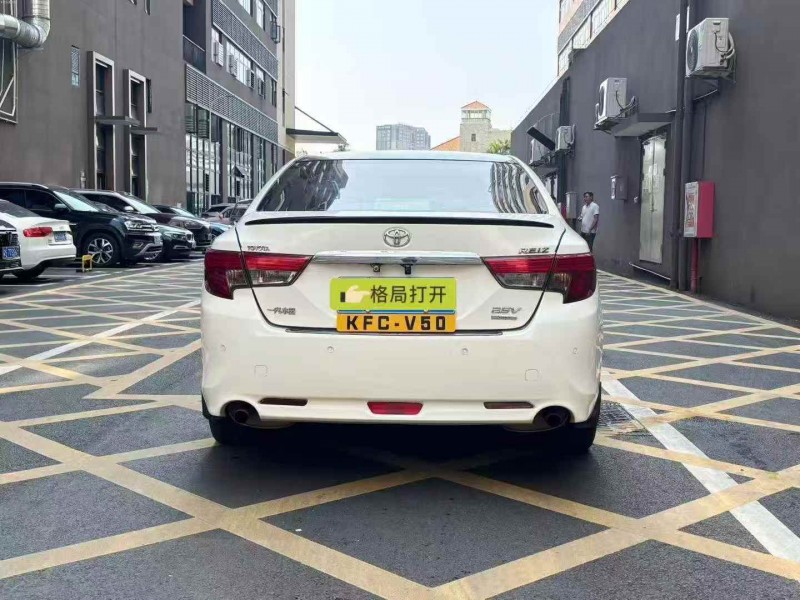 广州15年丰田锐志9