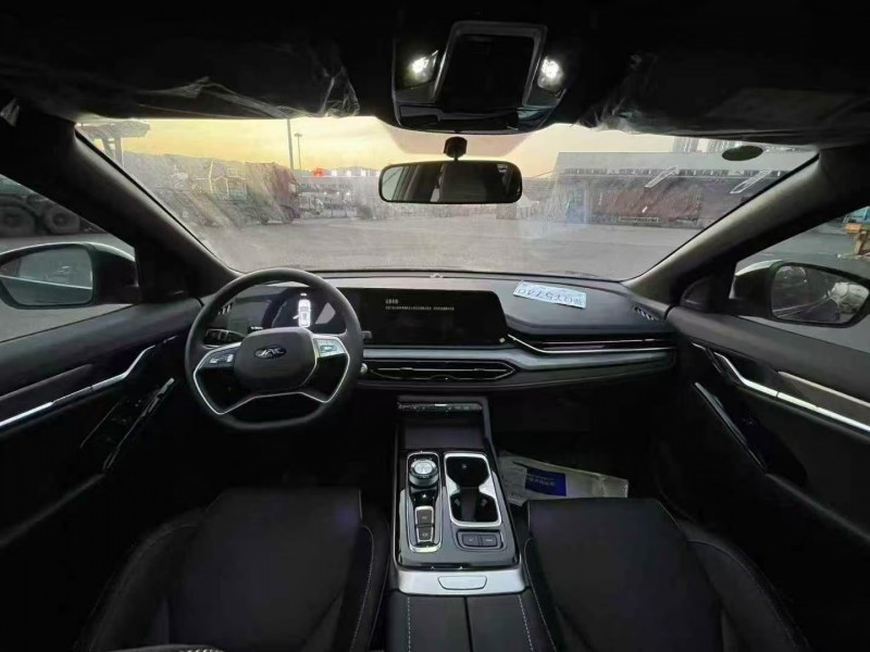 重庆25年江淮QX4