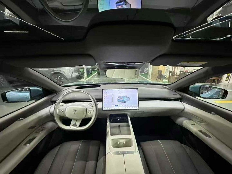 广州25年长安汽车深蓝5