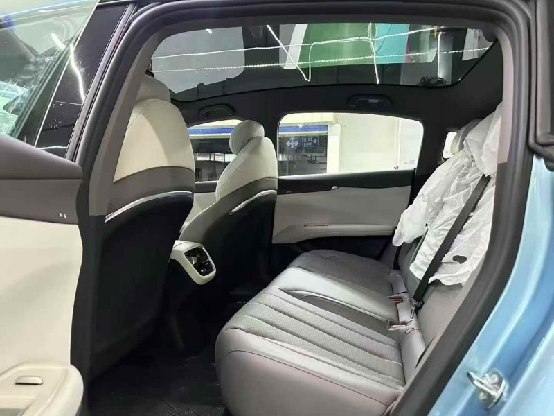 广州25年长安汽车深蓝6