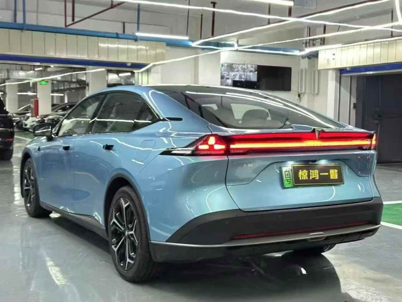 广州25年长安汽车深蓝8