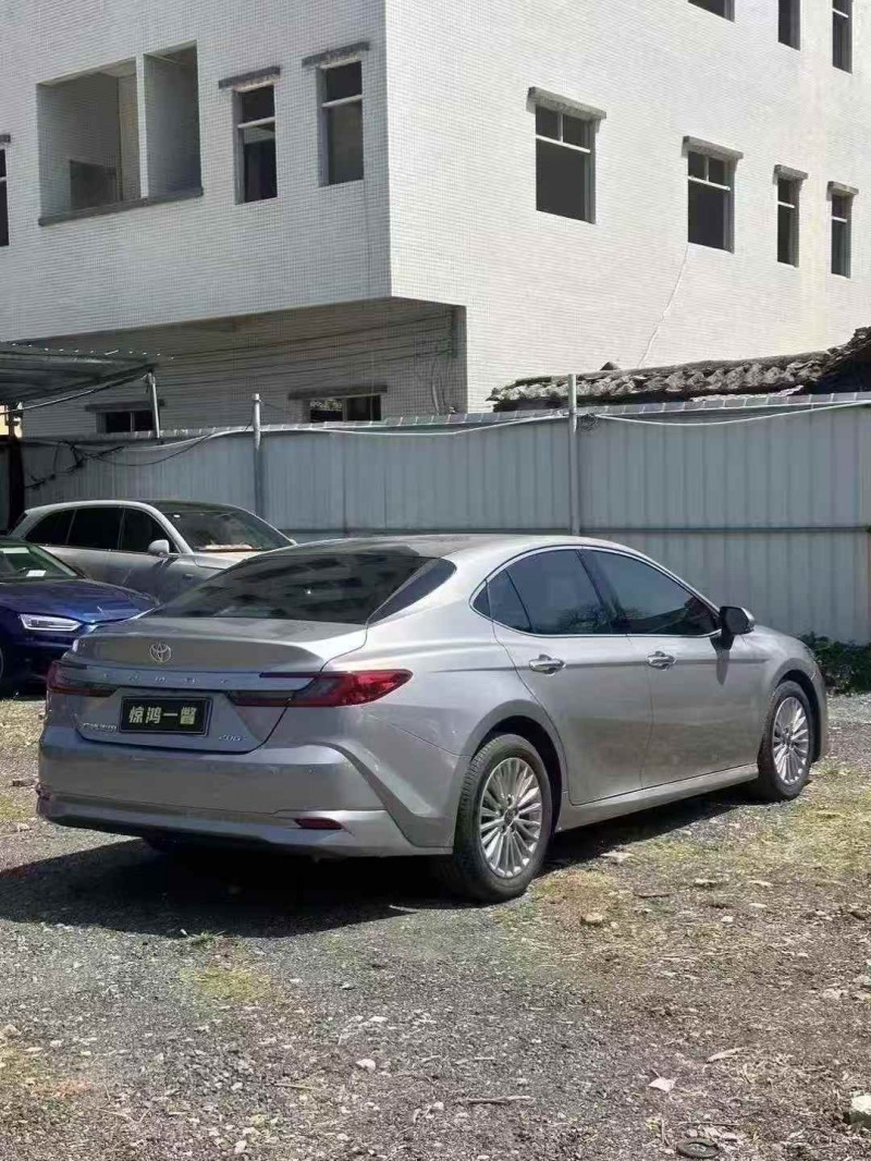 徐州25年丰田凯美瑞5