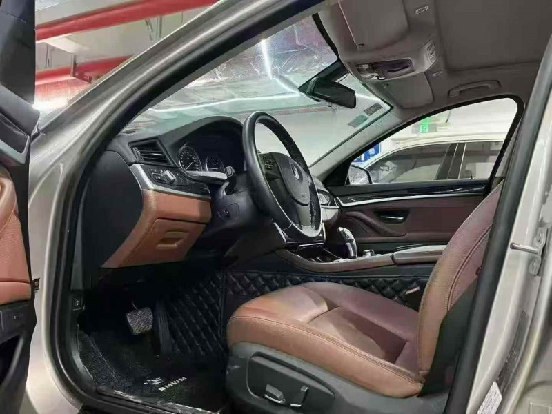 广州15年宝马5系4