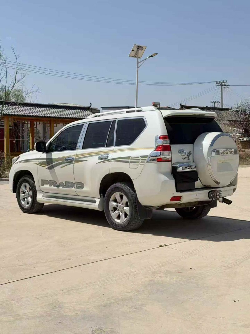 烟台13年丰田普拉多7