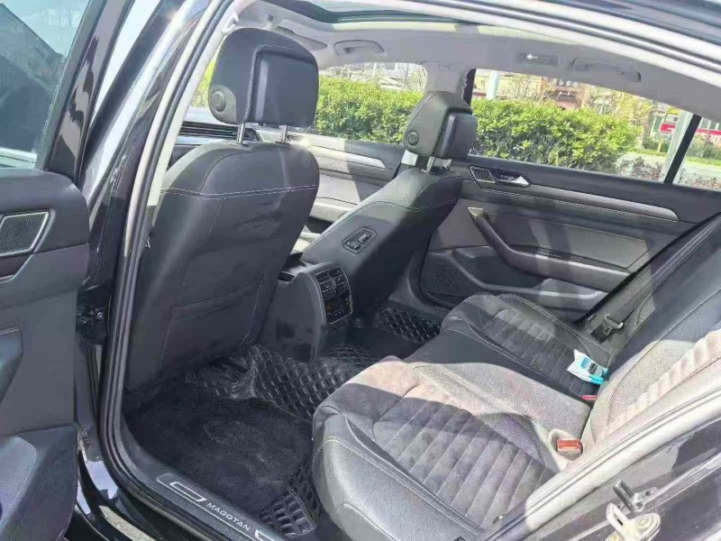 保定22年大众迈腾4