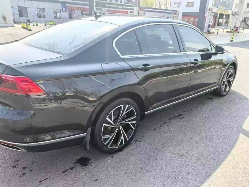 保定22年大众迈腾8