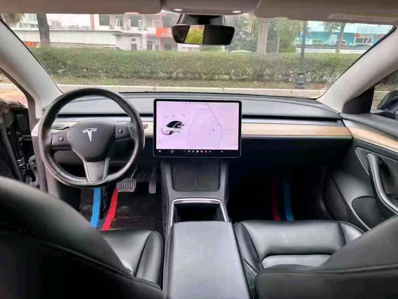 珠海21年特斯拉MODEL 35
