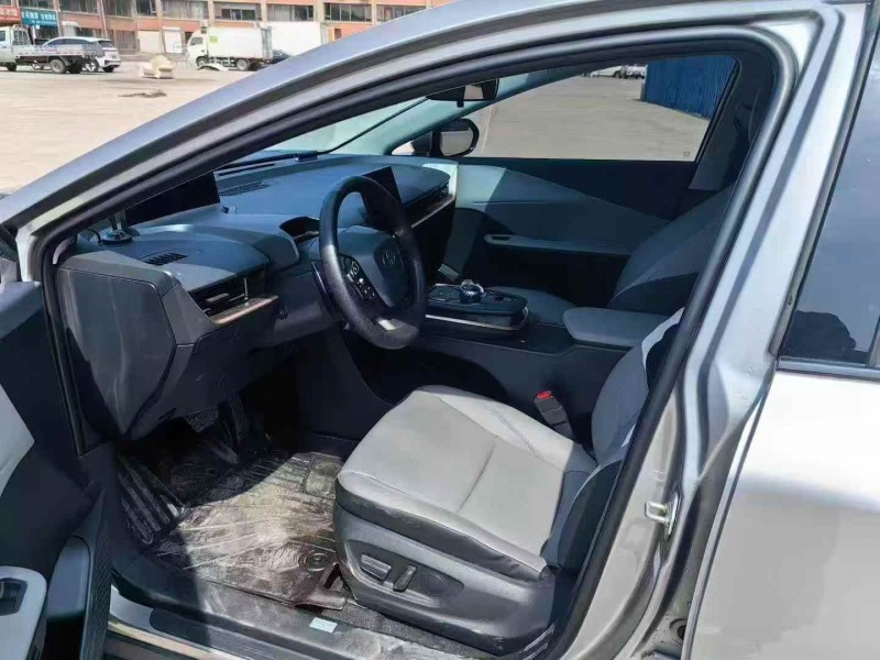 安阳25年丰田BZ3Pro4